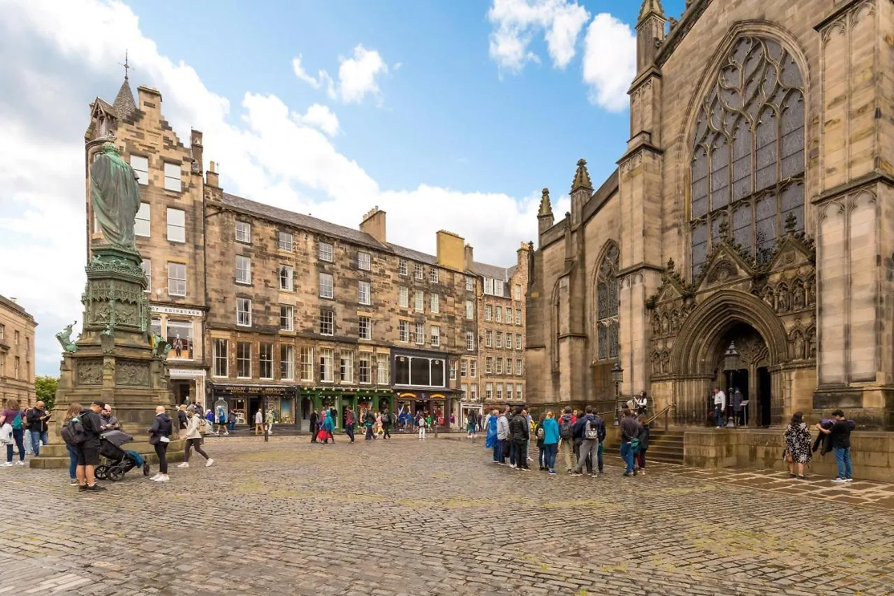 Royal Mile Apartments By Joivy Edimburgo Reino Unido