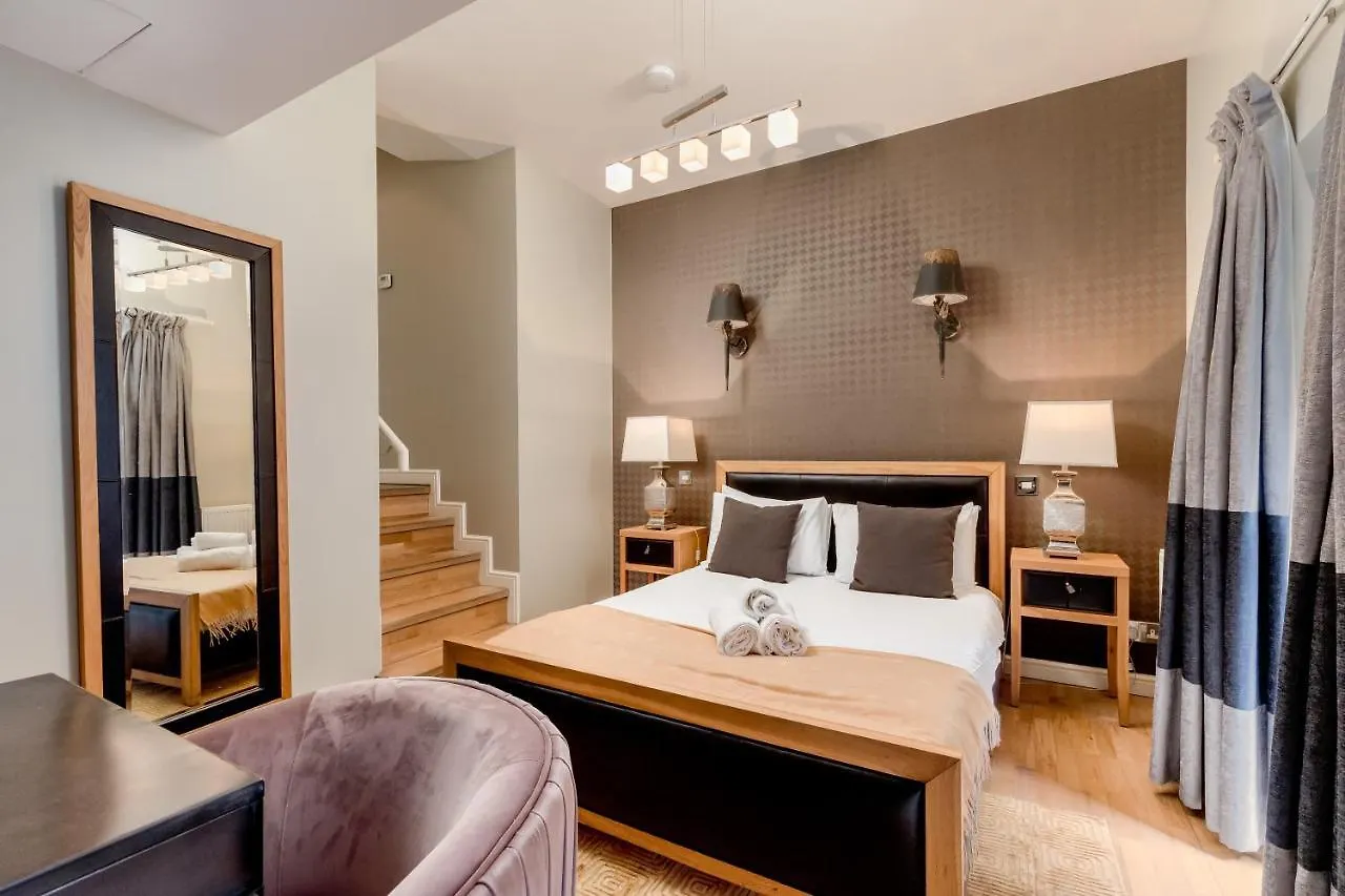 Royal Mile Apartments By Joivy Edimburgo 0*,  Reino Unido