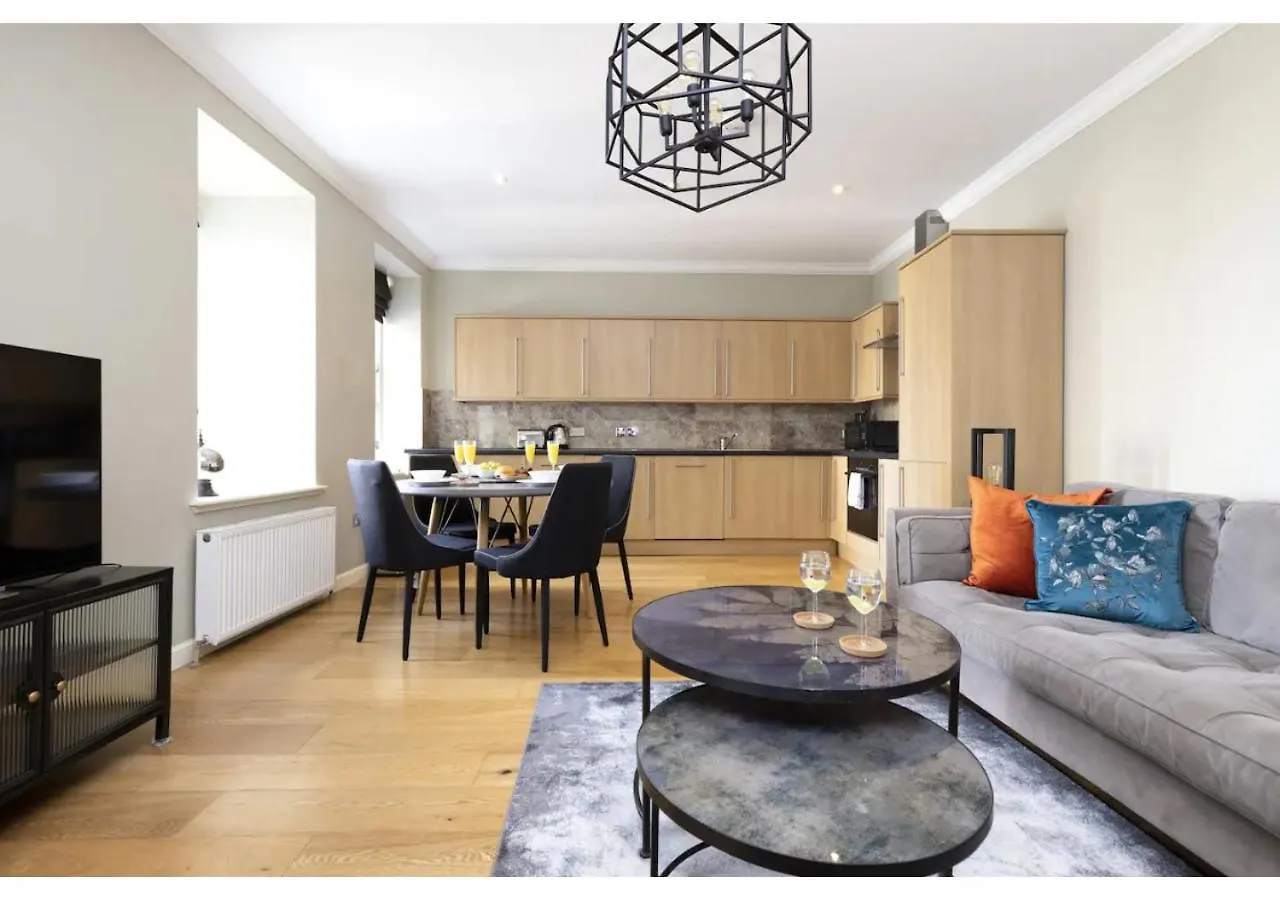 Royal Mile Apartments By Joivy Edimburgo Reino Unido