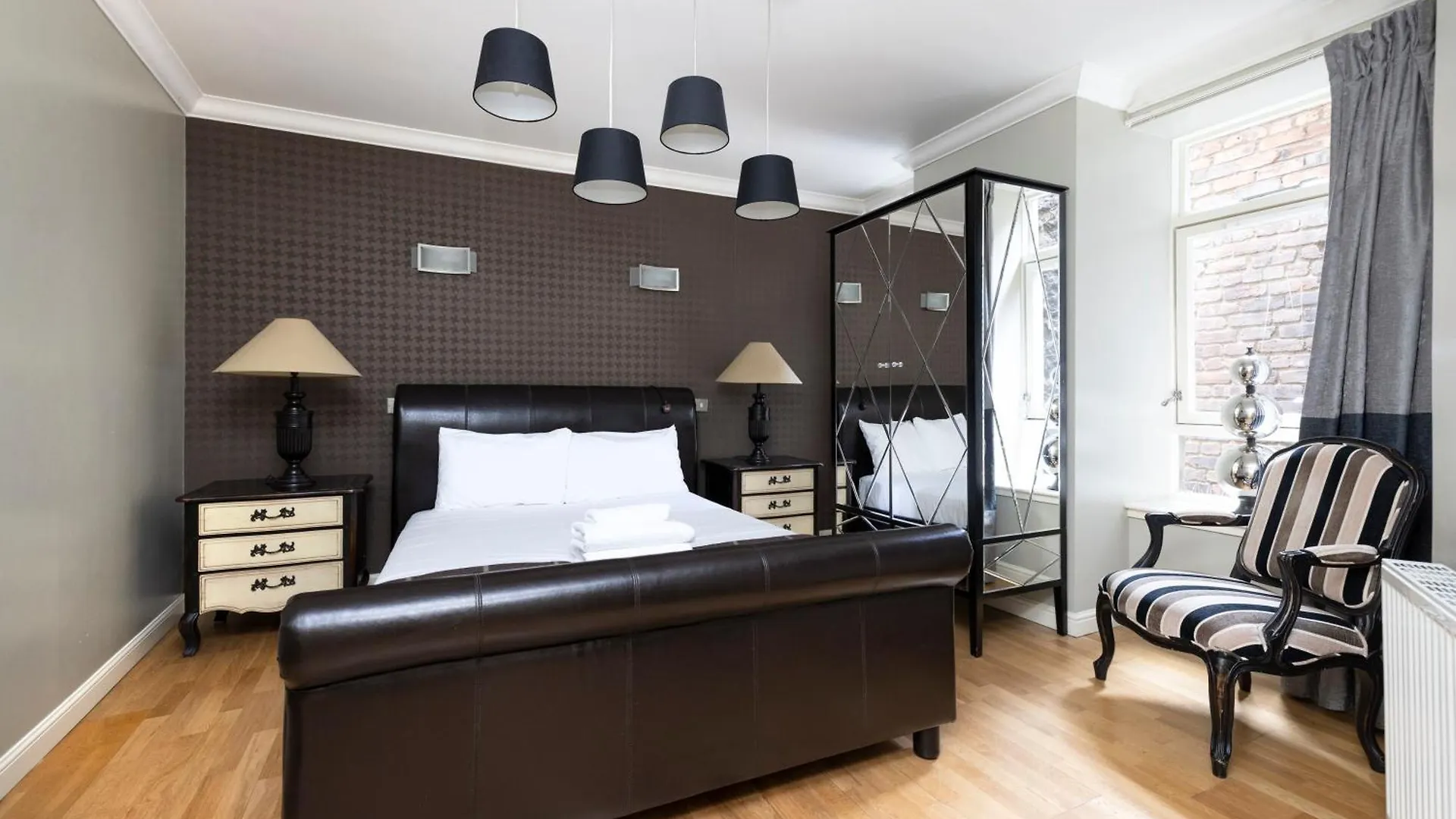 Royal Mile Apartments By Joivy Edimburgo 0*,  Reino Unido