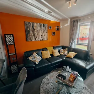 https://belfast-central-2-bedroom-luxurious-modern-stay.belfasthotelsireland.com