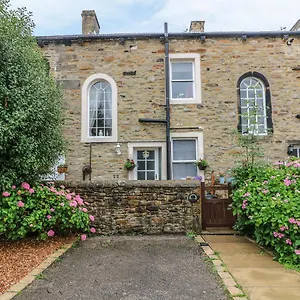https://daisys-holiday-cottage-skipton.yorkshirehotels.net