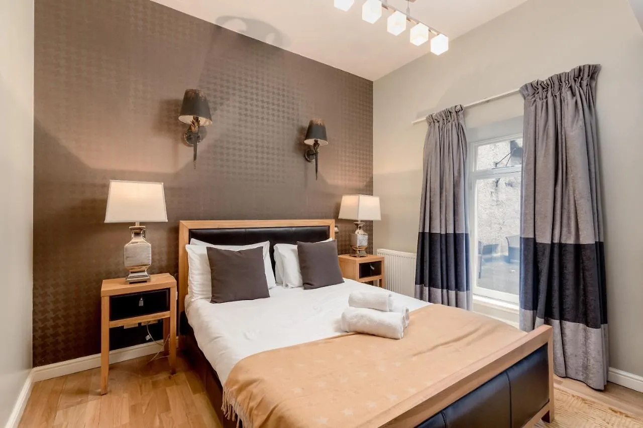 Royal Mile Apartments By Joivy Edinburgh United Kingdom