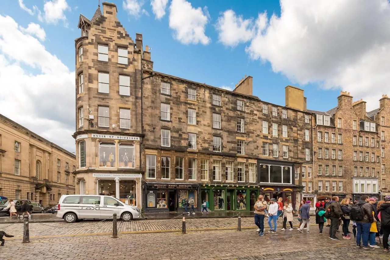 Royal Mile Apartments By Joivy Edinburgh United Kingdom