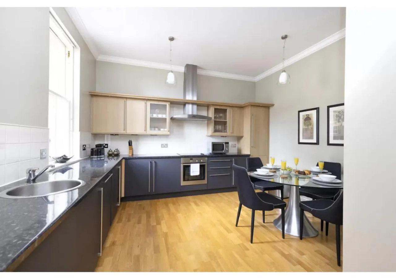Royal Mile Apartments By Joivy Edinburgh